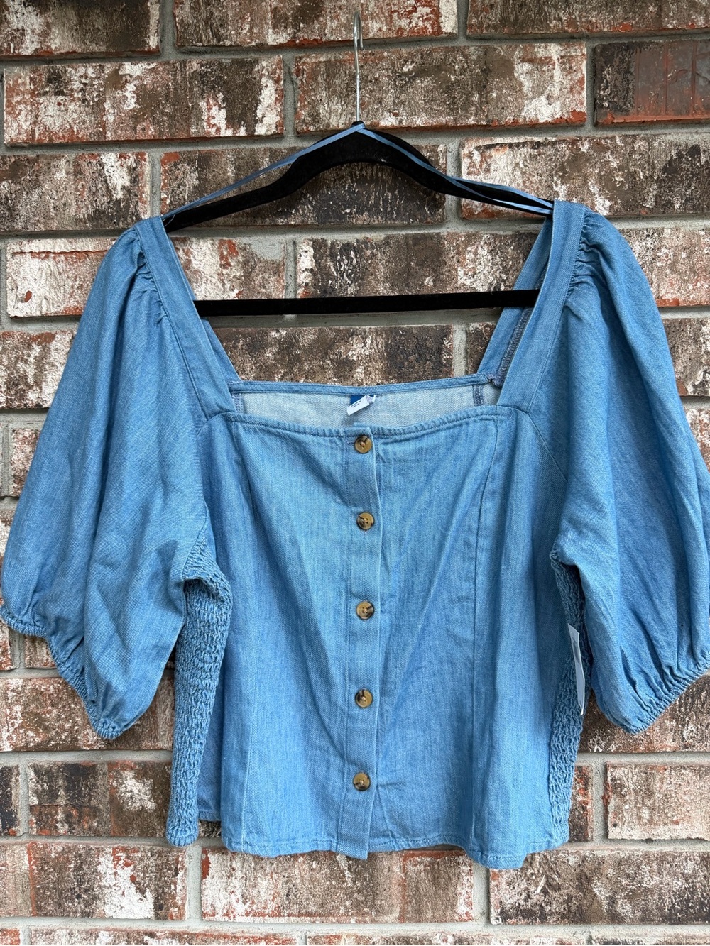 NWT Old Navy Light Blue Denim Puff-Sleeve Women's Blouse